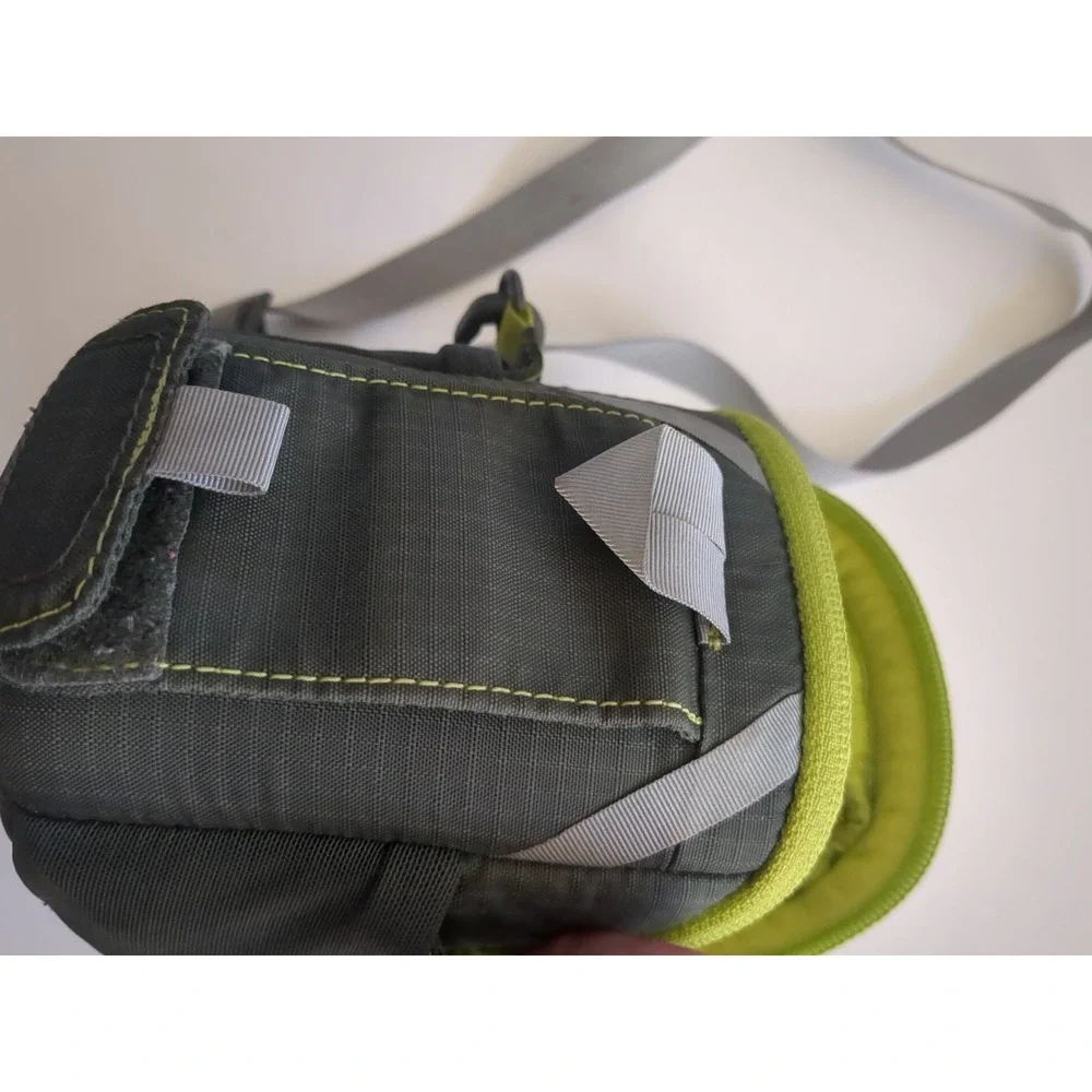 Osprey Ultra Light 4.2oz Camera Case 6x5x6 Large SLR Padded Backpacking Travel